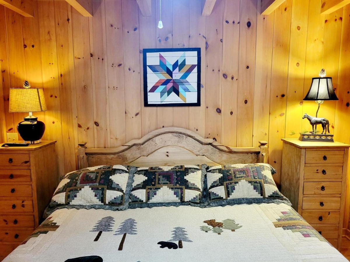 Red Wolf Cabin In Maggie Valley Exterior photo